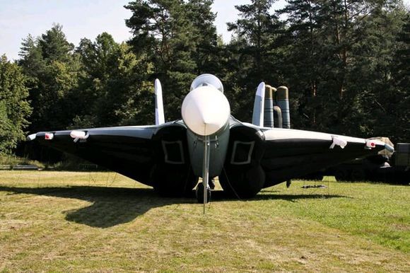 梅列飞机军用模型